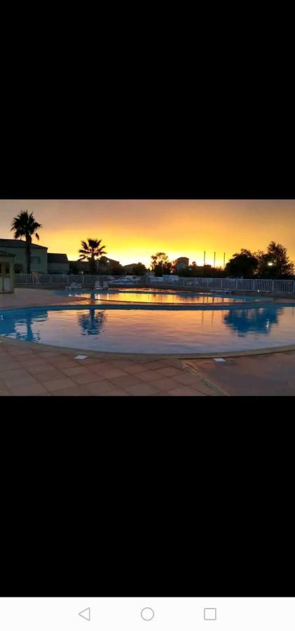 Un Bol D'Air Frais Et De Soleil Entre Campagne Et Plage Béziers Exterior foto